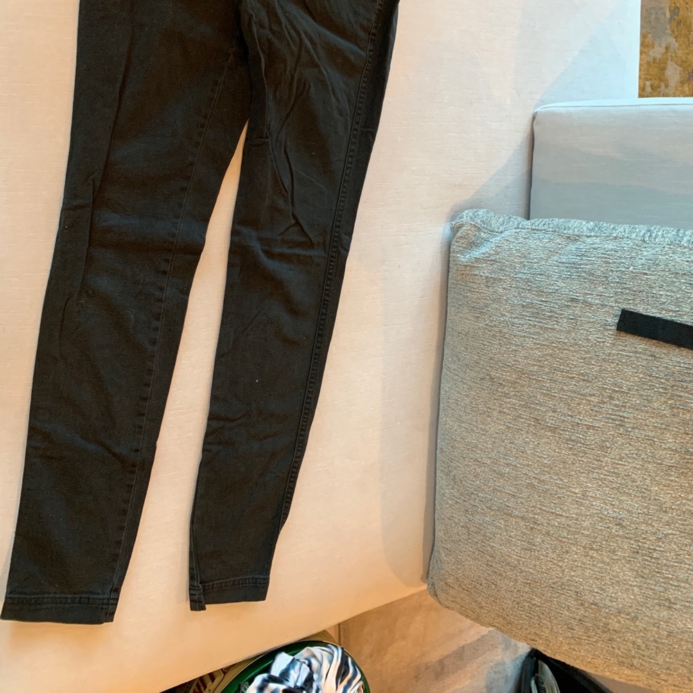 Jeans - Picture 3 of 3